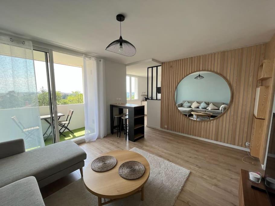 Le Calme - Design - Vue Panoramique Sur La Saone Apartment Caluire-et-Cuire Luaran gambar